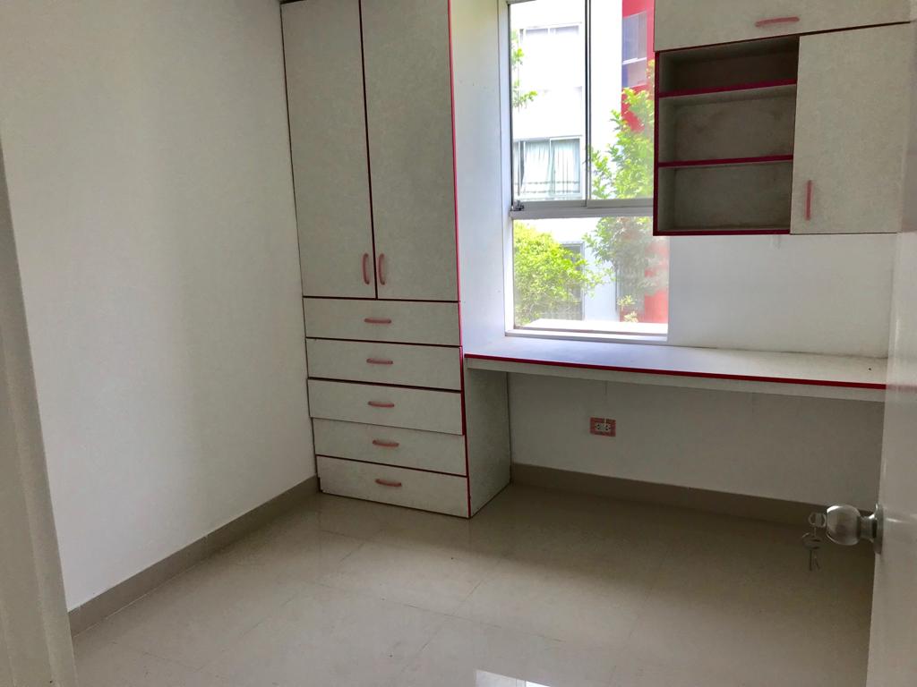 Av. El Corregidor Cuadra 29, La Molina, Lima, 2 Habitaciones Habitaciones, ,2 BathroomsBathrooms,Dpto.,En Venta,2,1004